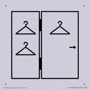 I065 Large Changing room